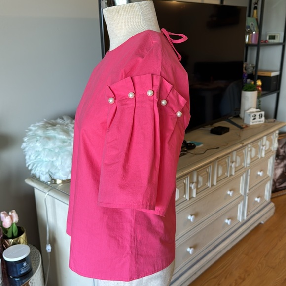 Lovely pink blouse with pearls - Picture 2 of 4